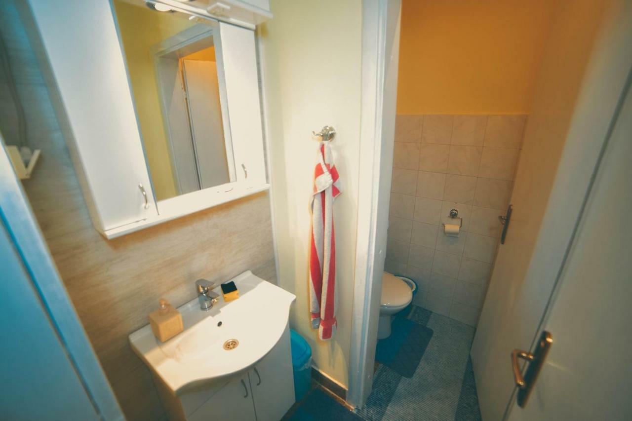 Apartman Las Vegas Belgrado Esterno foto