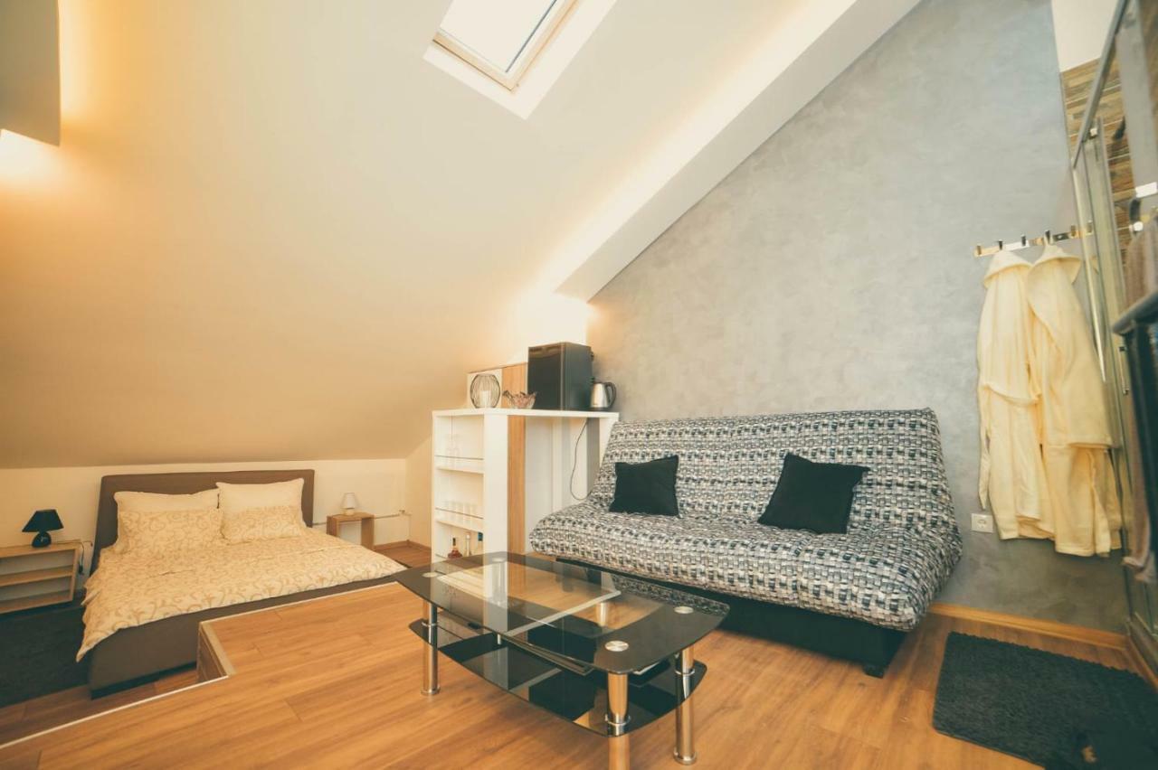 Apartman Las Vegas Belgrado Esterno foto