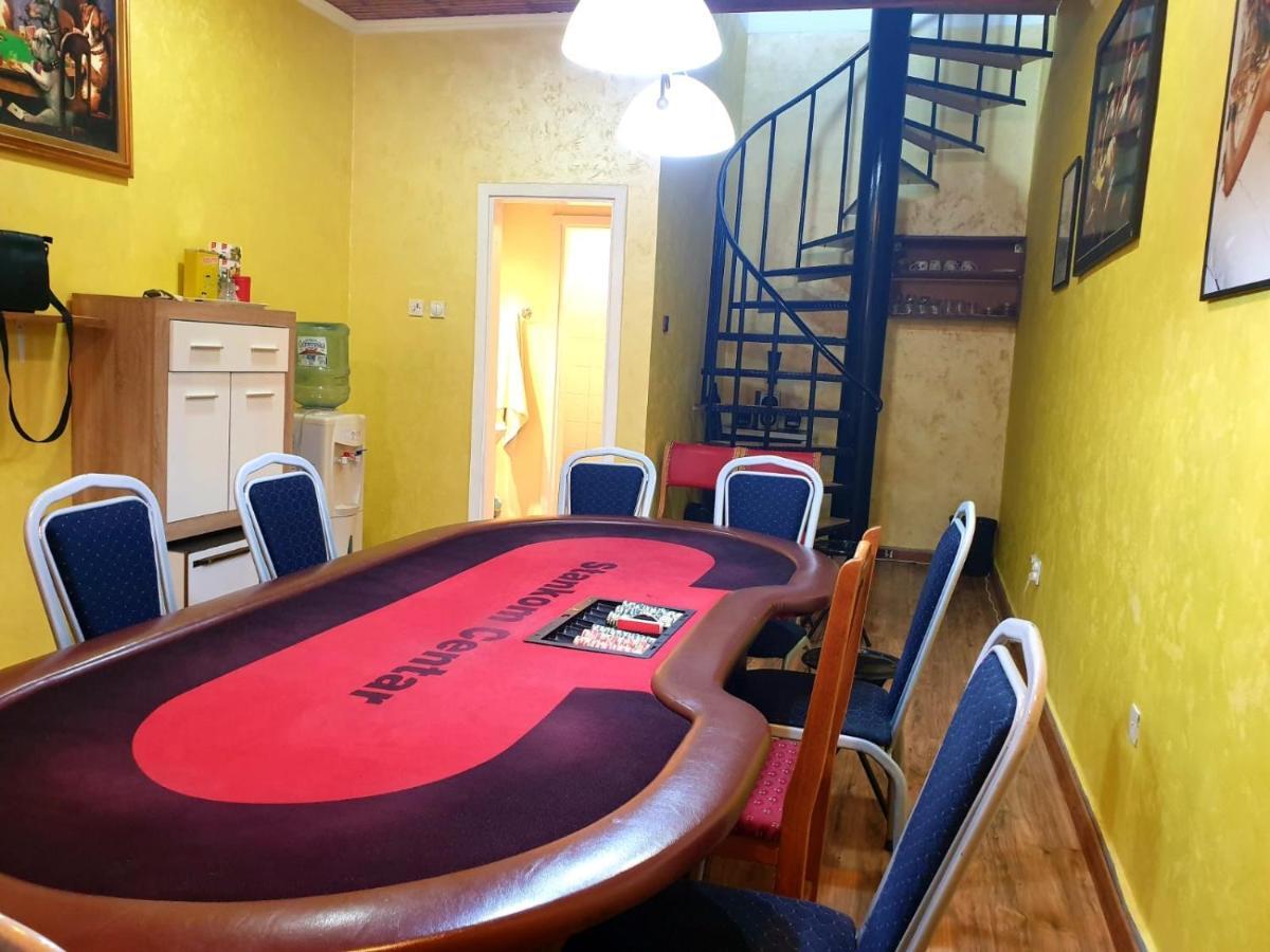 Apartman Las Vegas Belgrado Esterno foto